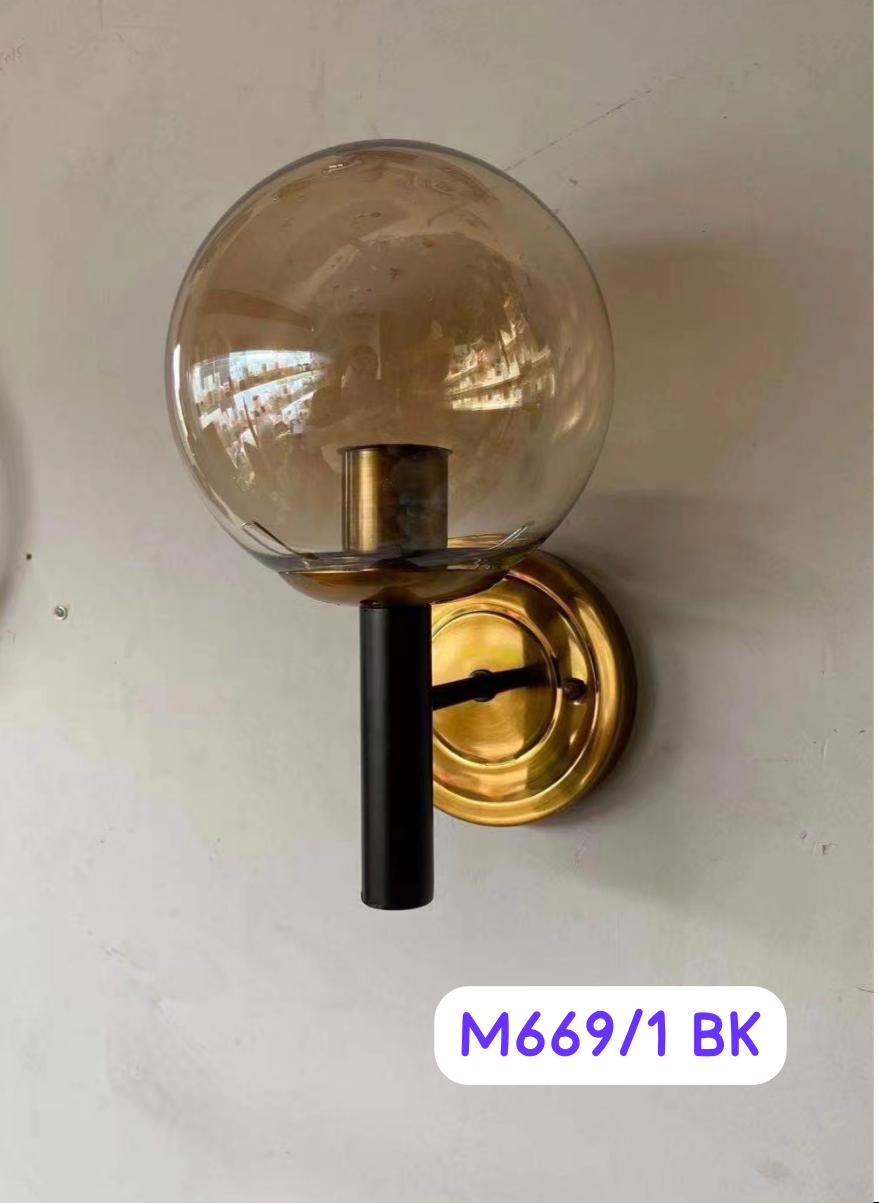 Wall lamp