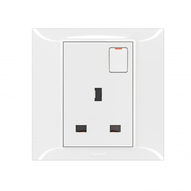 Legrand 1 Gang single poles Socket