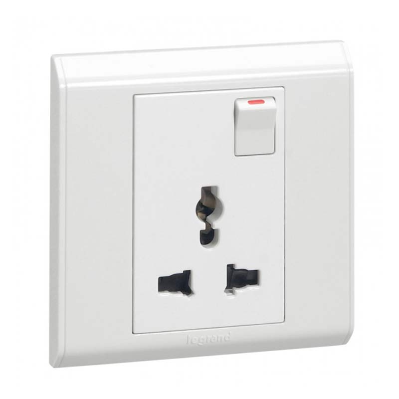 Legrand Multi standard Single Switched Socket